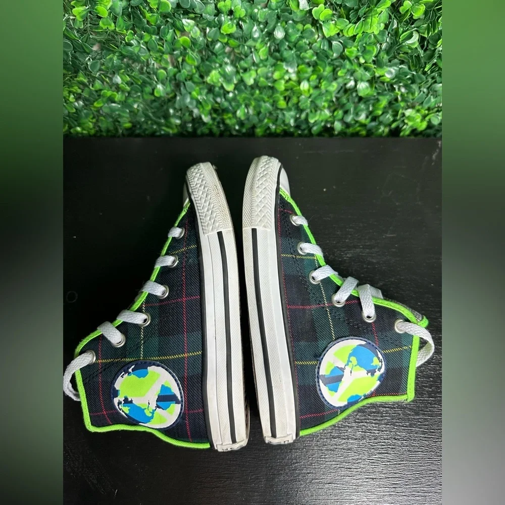 Converse Chuck Taylor All Star Hi Peace On Earth In Plaid Sneakers Size 12 boys